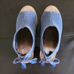 Toms blue suede sandals